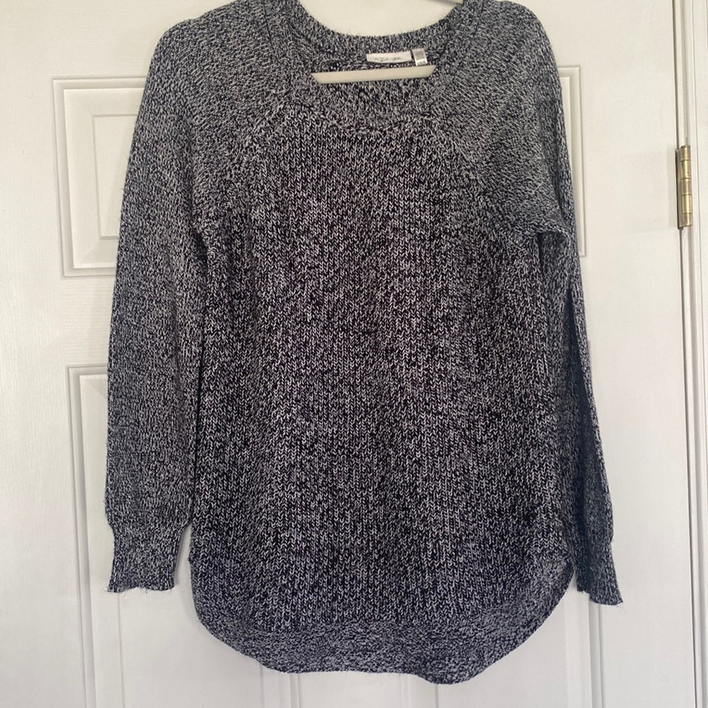 RD Style Women’s Sweater Black/Grey with Brown Elbow Patches